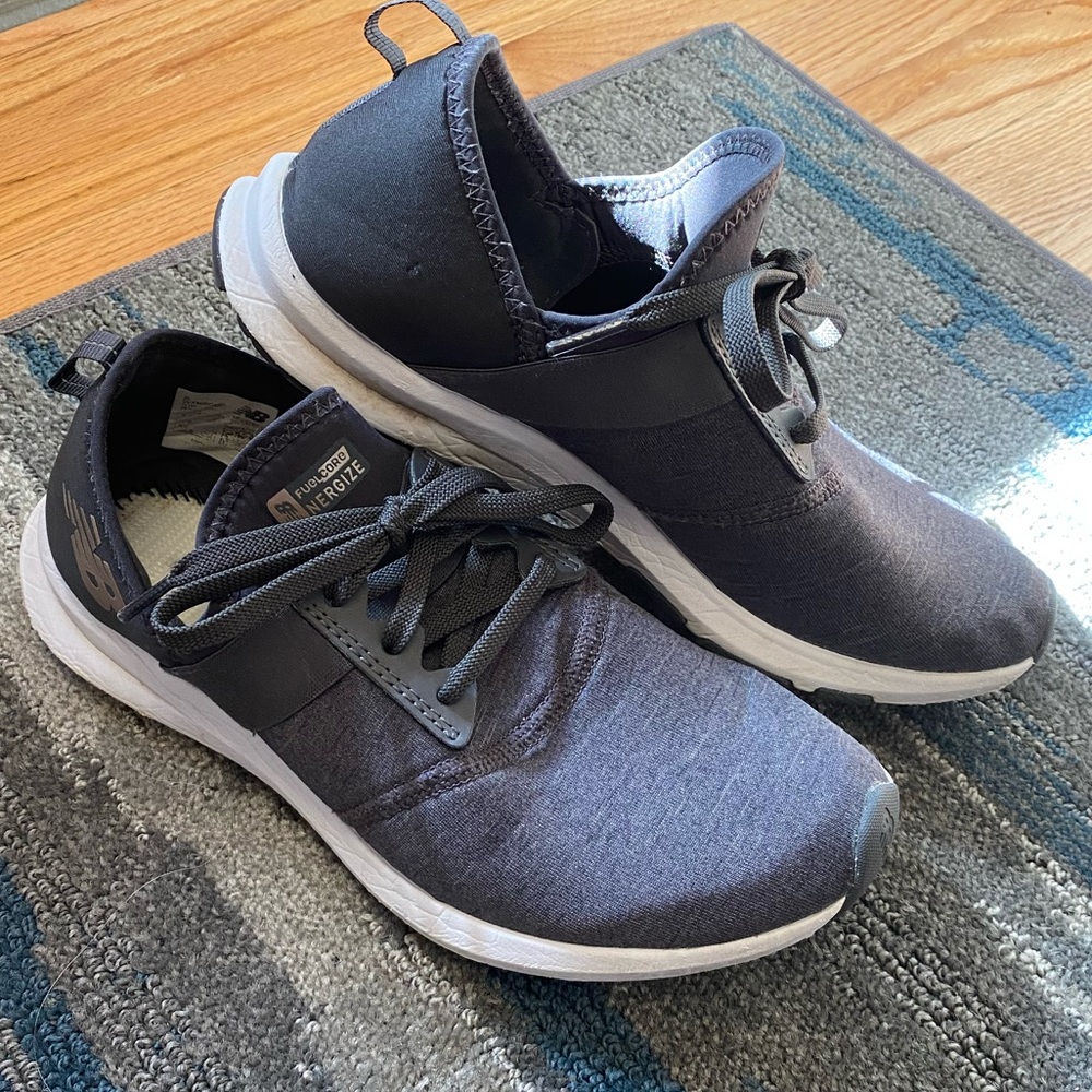 New Balance Slip-Ons (READ!)